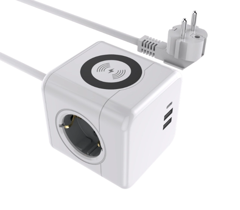 ปลั๊กไฟ Cube แบบมีสาย E07 มีช่องเสียบสไตล์ยุโรป 3 ช่อง, พอร์ต USB-A 2 พอร์ต และพอร์ต USB-C 1 พอร์ต